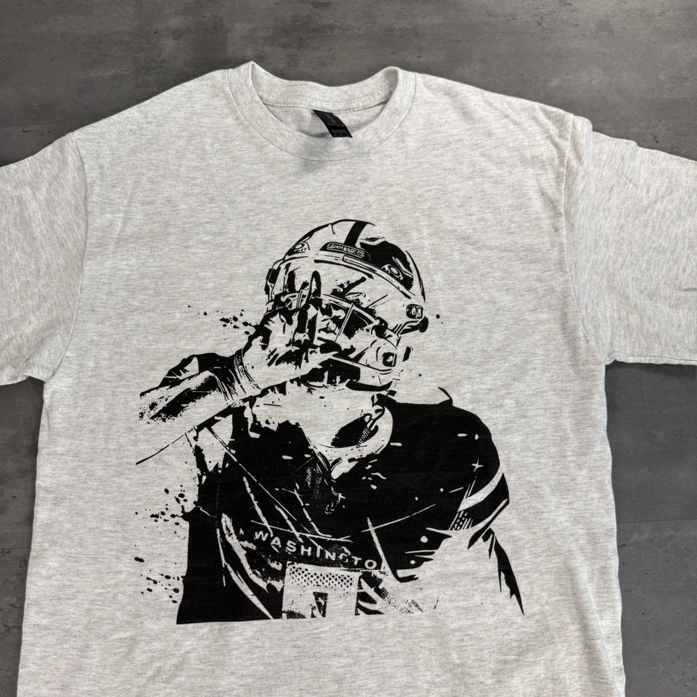 Washington Commanders T Shirt Adult Medium Heather Gray Black Art Silhouette